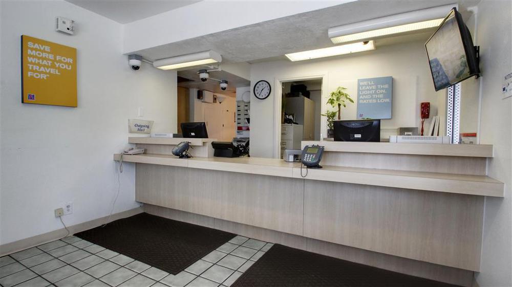 Econo Lodge Midvale Interno foto